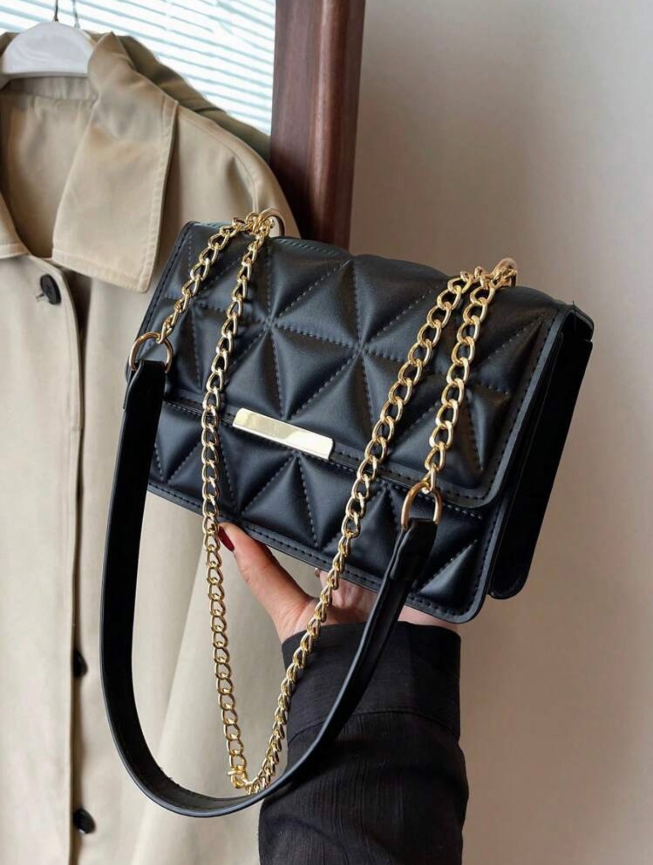 Solid Color Flap Shoulder Bag with Chain Strap