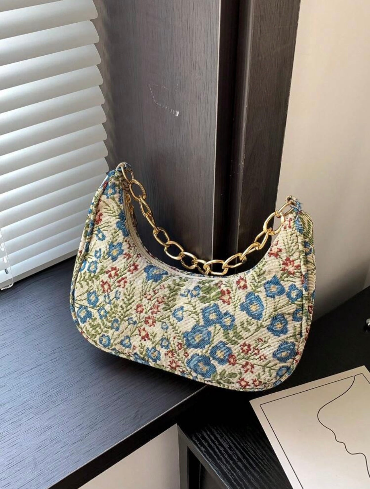 Floral Printed Canvas Shoulder Bag